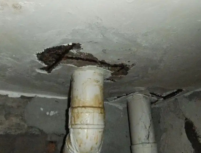 华阴卫生间漏水维修公司浅析华阴卫生间渗水维修的方法